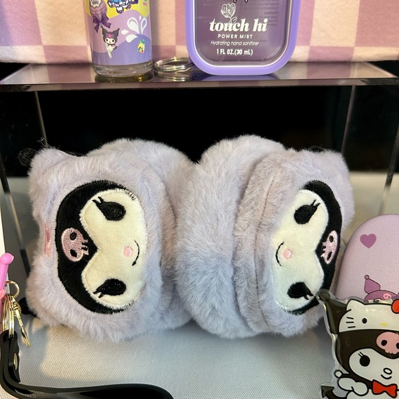 Kuromi Checkered Tote Bag and Accessories Set - Picture 5 of 8